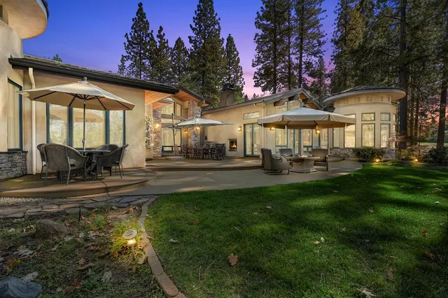 a view of tennis court