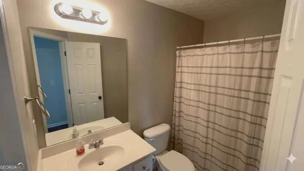 $2,000 | 392 Mill Pond Crossing, Unit C6, Carrollton, GA 30116