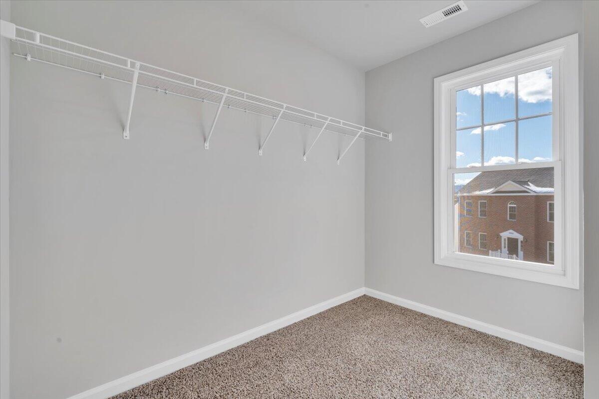 3728 Crescent Ridge Drive Southwest Roanoke, VA 24015 - Photo 18 of 25 19. Closet