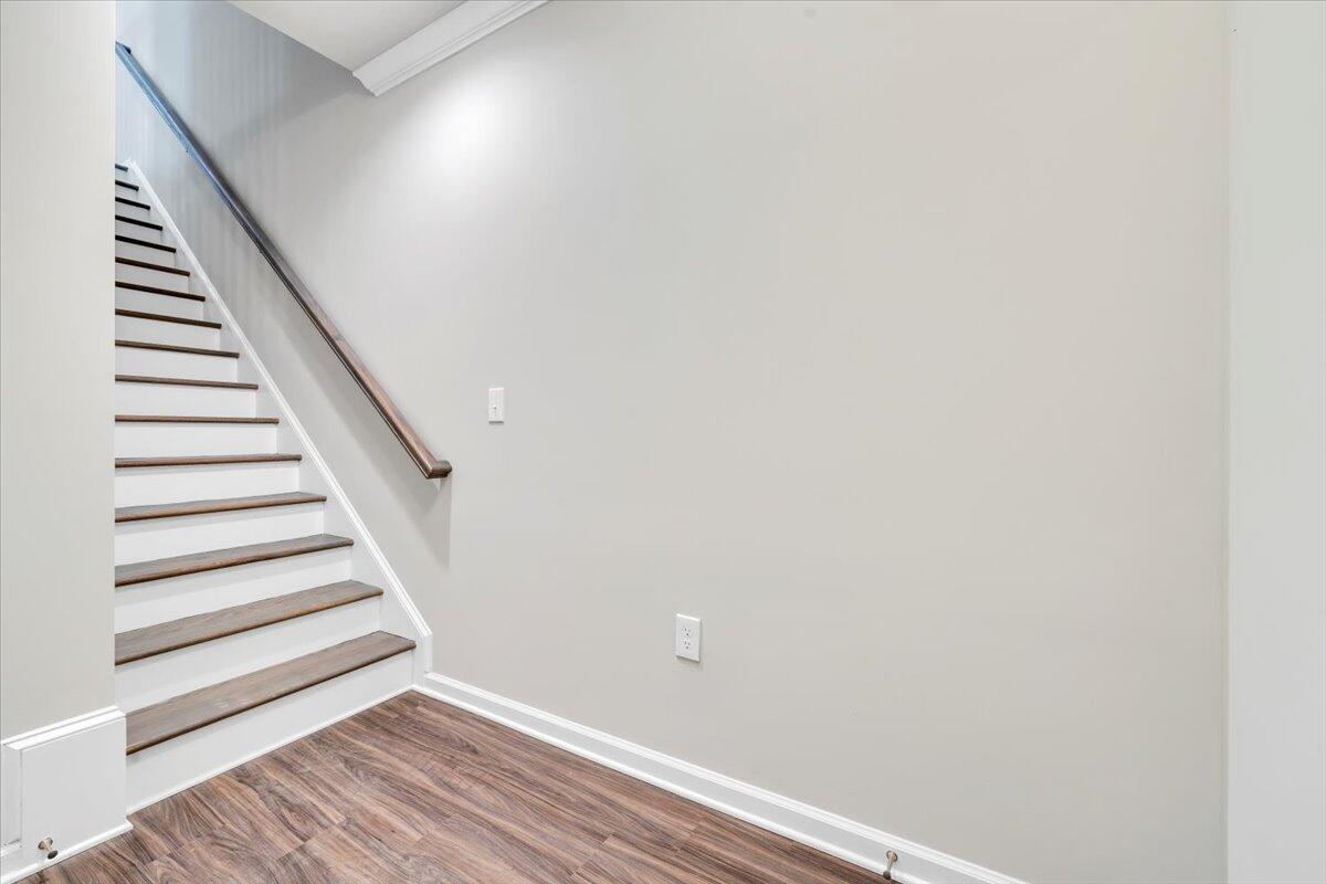 3728 Crescent Ridge Drive Southwest Roanoke, VA 24015 - Photo 2 of 25 2. Entry