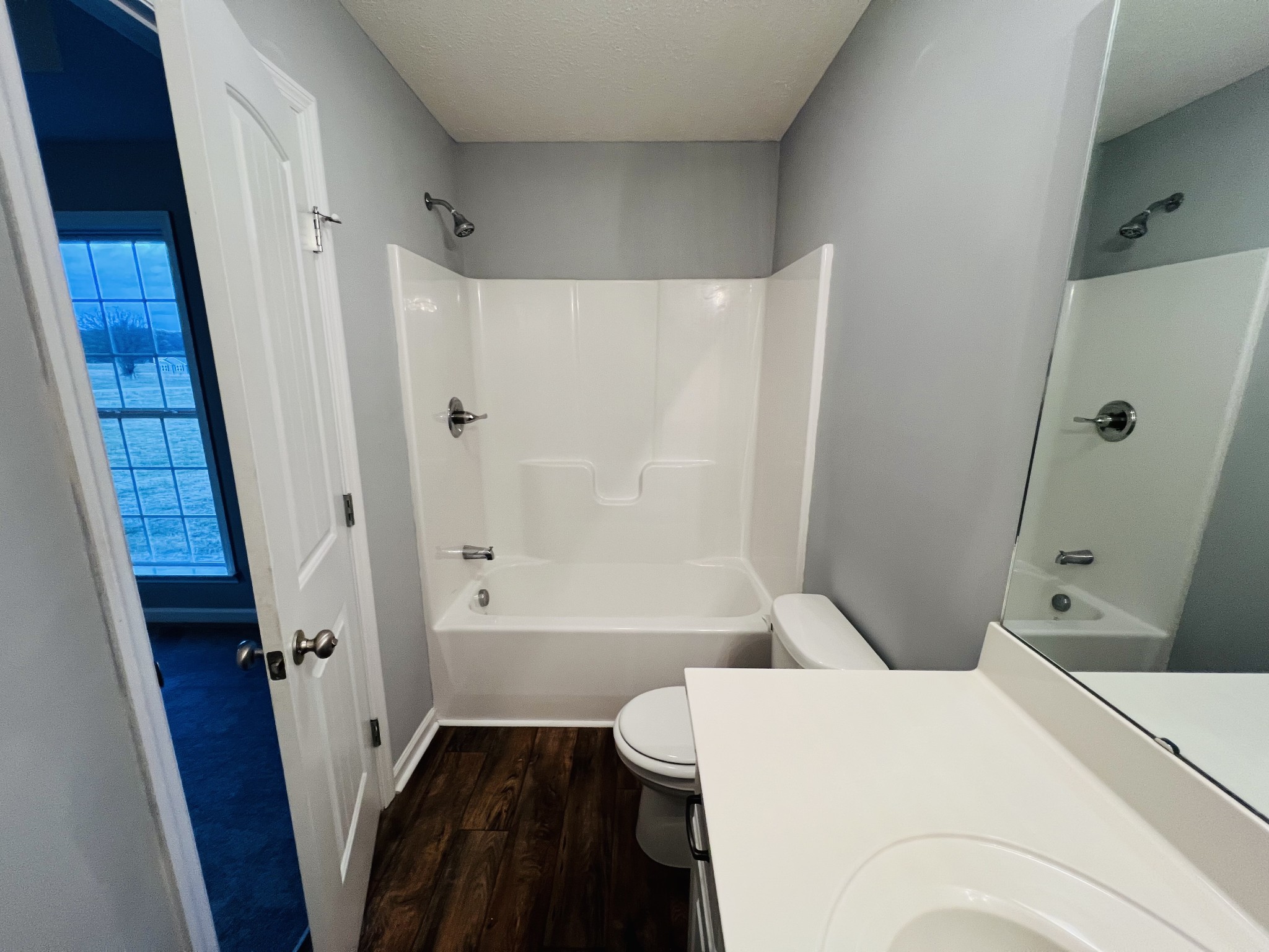466 White Road Pulaski, TN 38478 - Photo 23 of 25 a bathroom with a bathtub a sink and toilet