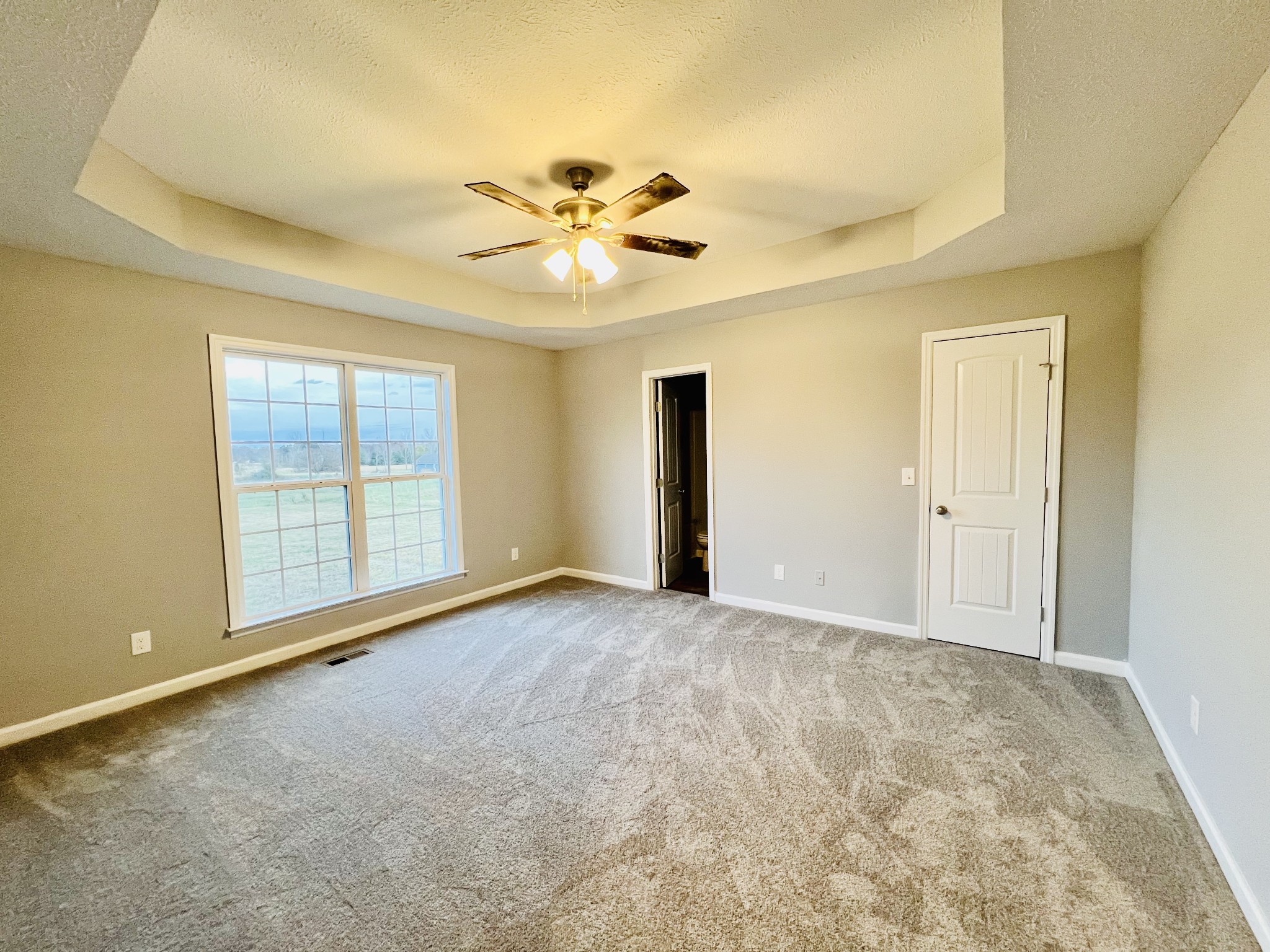 466 White Road Pulaski, TN 38478 - Photo 9 of 25 a view of an empty room with a window