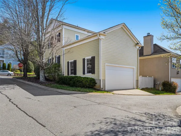 $750,000 | 101 White Ash Drive East, Asheville, NC 28803