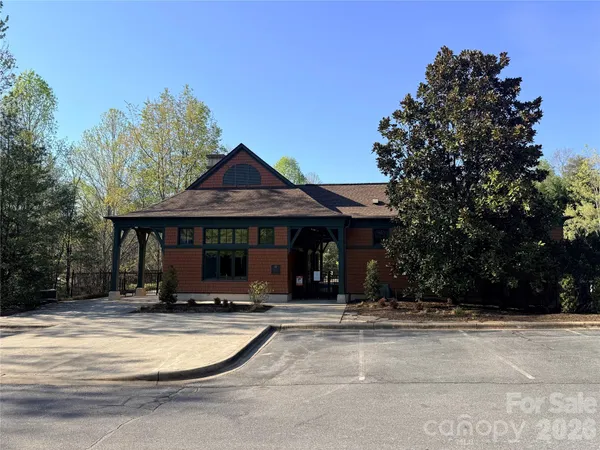 $750,000 | 101 White Ash Drive East, Asheville, NC 28803