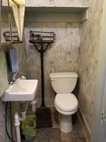 $144,750 | 319 North Myrtle Street, Eureka, KS 67045