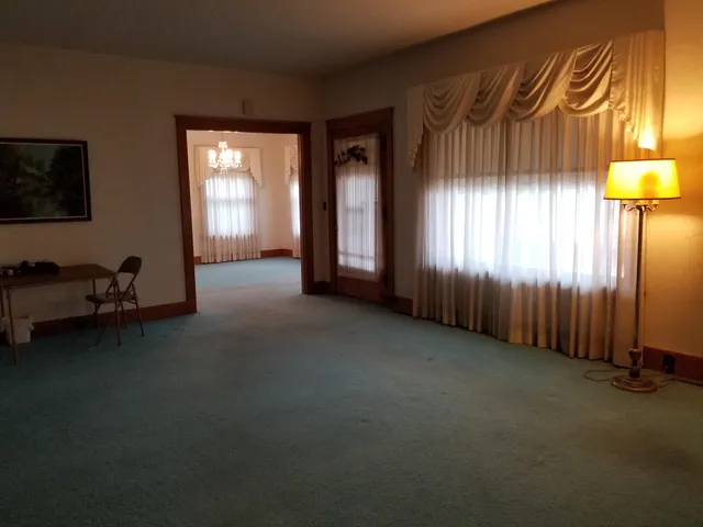 $144,750 | 319 North Myrtle Street, Eureka, KS 67045