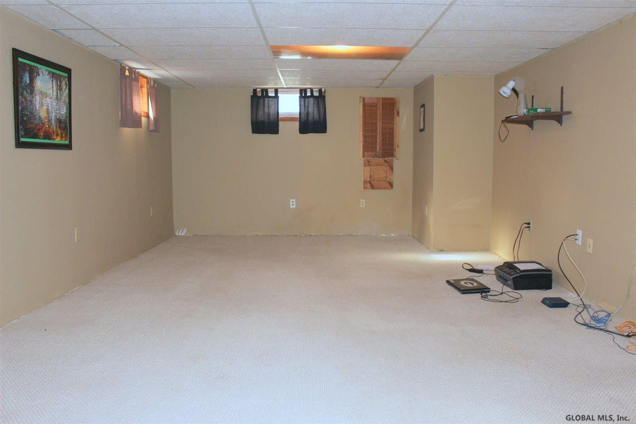 245 Phillips Road Rotterdam, NY 12306 - Photo 19 of 25 Photo 19