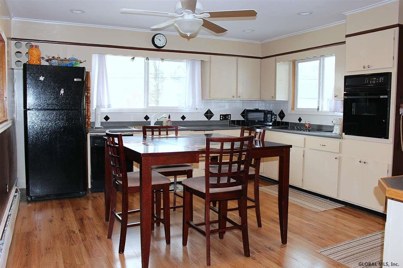 245 Phillips Road Rotterdam, NY 12306 - Photo 5 of 25 Photo 5