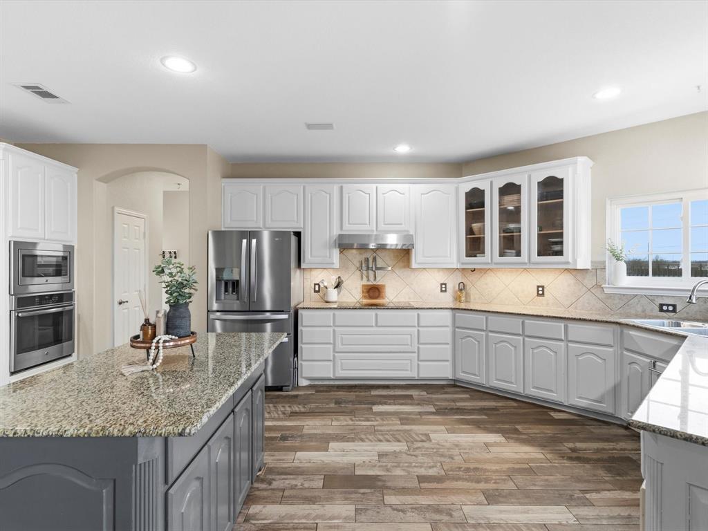 700 Lonesome Trail Haslet, TX 76052 - Photo 13 of 37