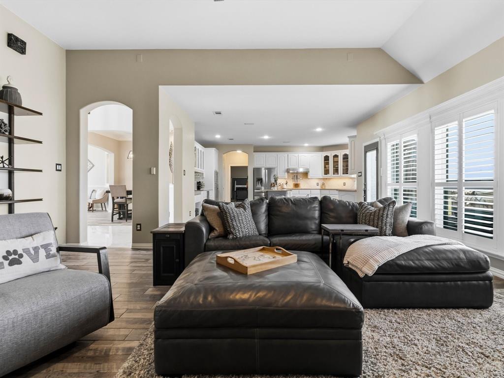 700 Lonesome Trail Haslet, TX 76052 - Photo 9 of 37