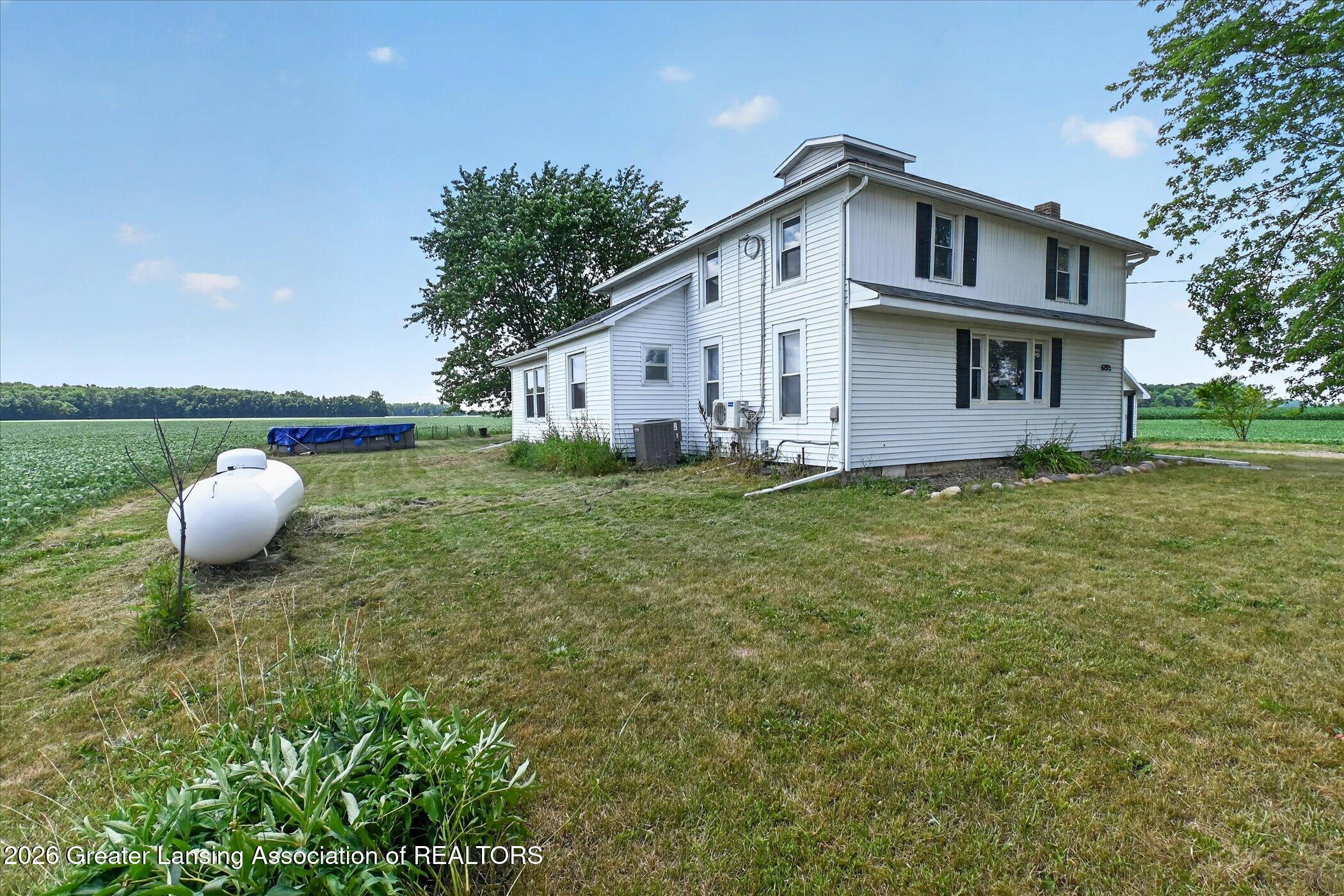 6292 East Gratiot Road Elsie, MI 48831 - Photo 46 of 46 06-6292-E-Gratiot-Rd-Bannister-WindowSti