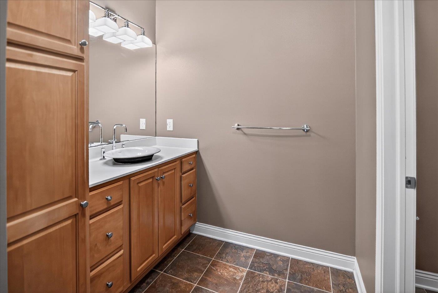 49 Cherokee Circle, Unit 101 Madison, WI 53704 - Photo 27 of 38