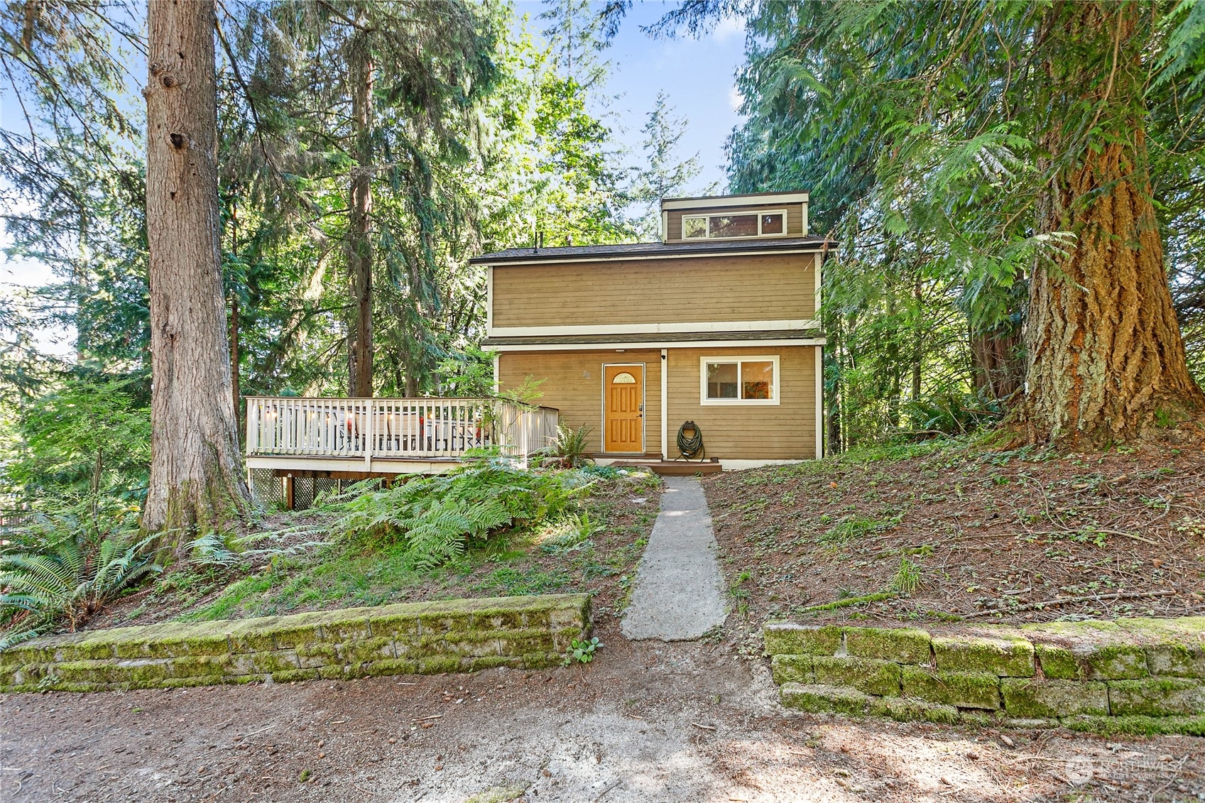 23 Hillside Place Bellingham, WA 98229 - Photo 2 of 39 front view of a house with a yard