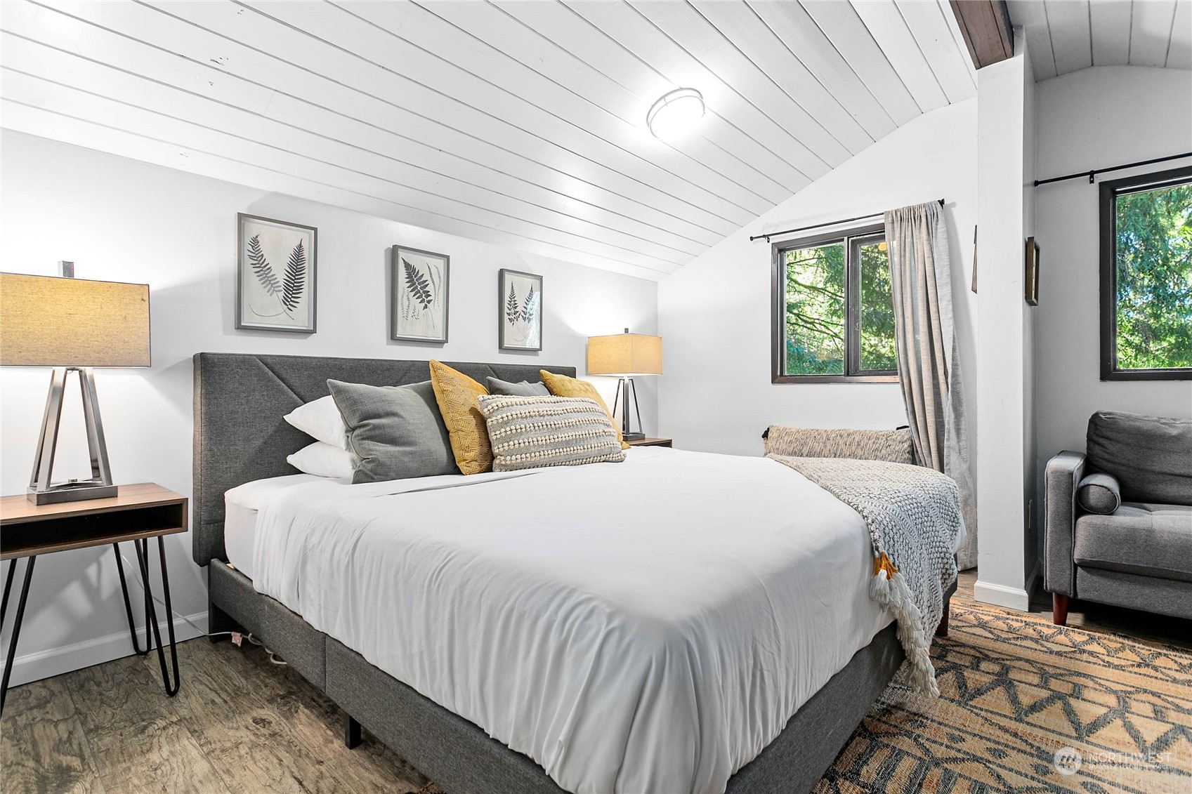 23 Hillside Place Bellingham, WA 98229 - Photo 21 of 39 a bedroom with bed and a window