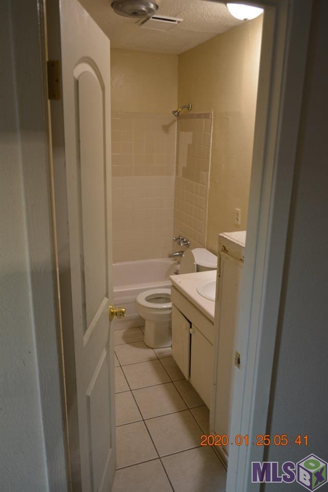 4554 Y A Tittle Avenue, Unit 1 Baton Rouge, LA 70820 - Photo 8 of 23