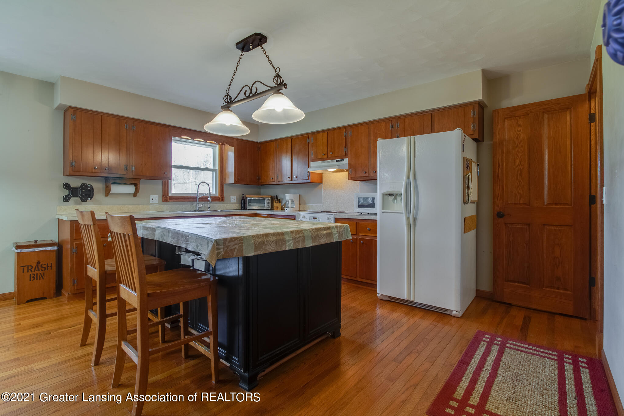 14249 South Wacousta Road Grand Ledge, MI 48837 - Photo 5 of 21 5