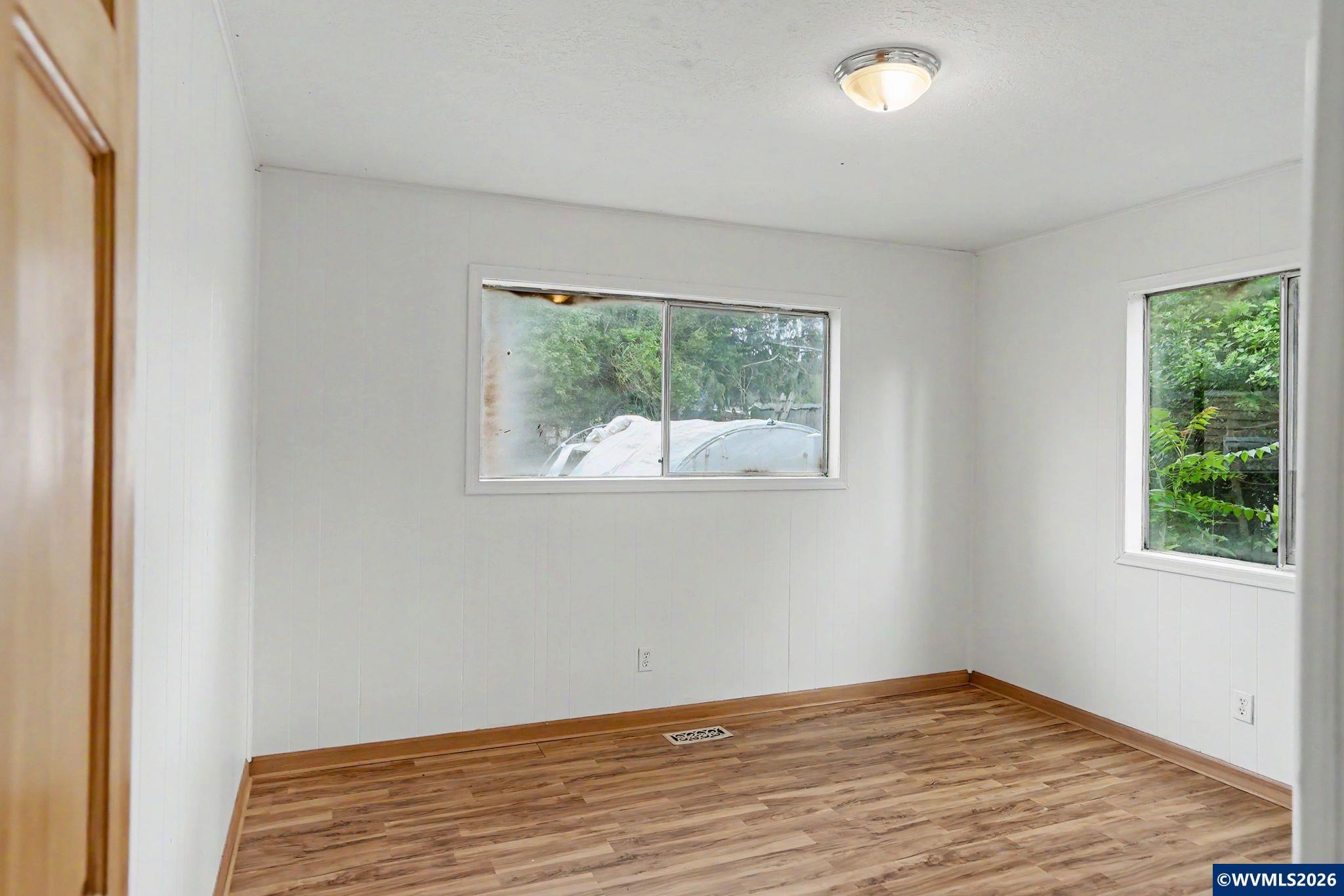 508 South 2nd Street Silverton, OR 97381 - Photo 18 of 29
