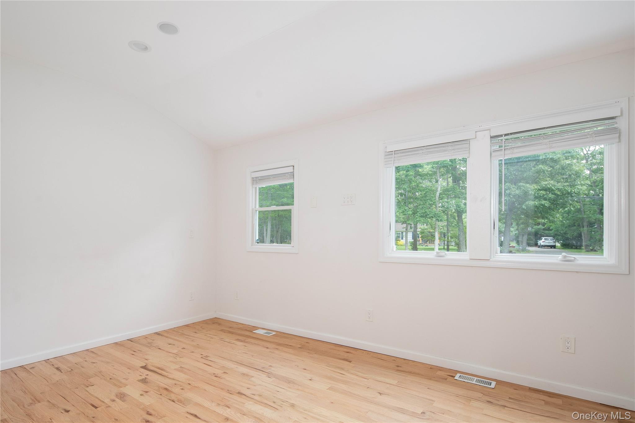 29 Matthews Drive Remsenburg, NY 11960 - Photo 13 of 23