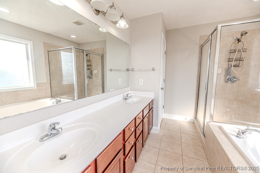 196 Hayden Lane Cameron, NC 28326 - Photo 29 of 45 2nd Lvl Master Bath