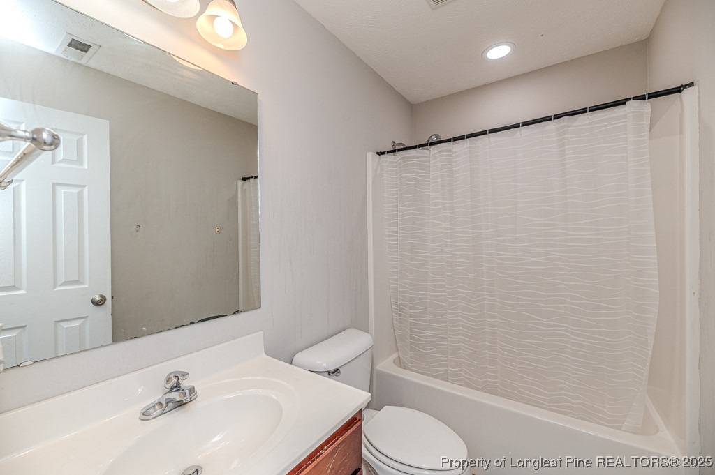 196 Hayden Lane Cameron, NC 28326 - Photo 38 of 45 Hall Bath