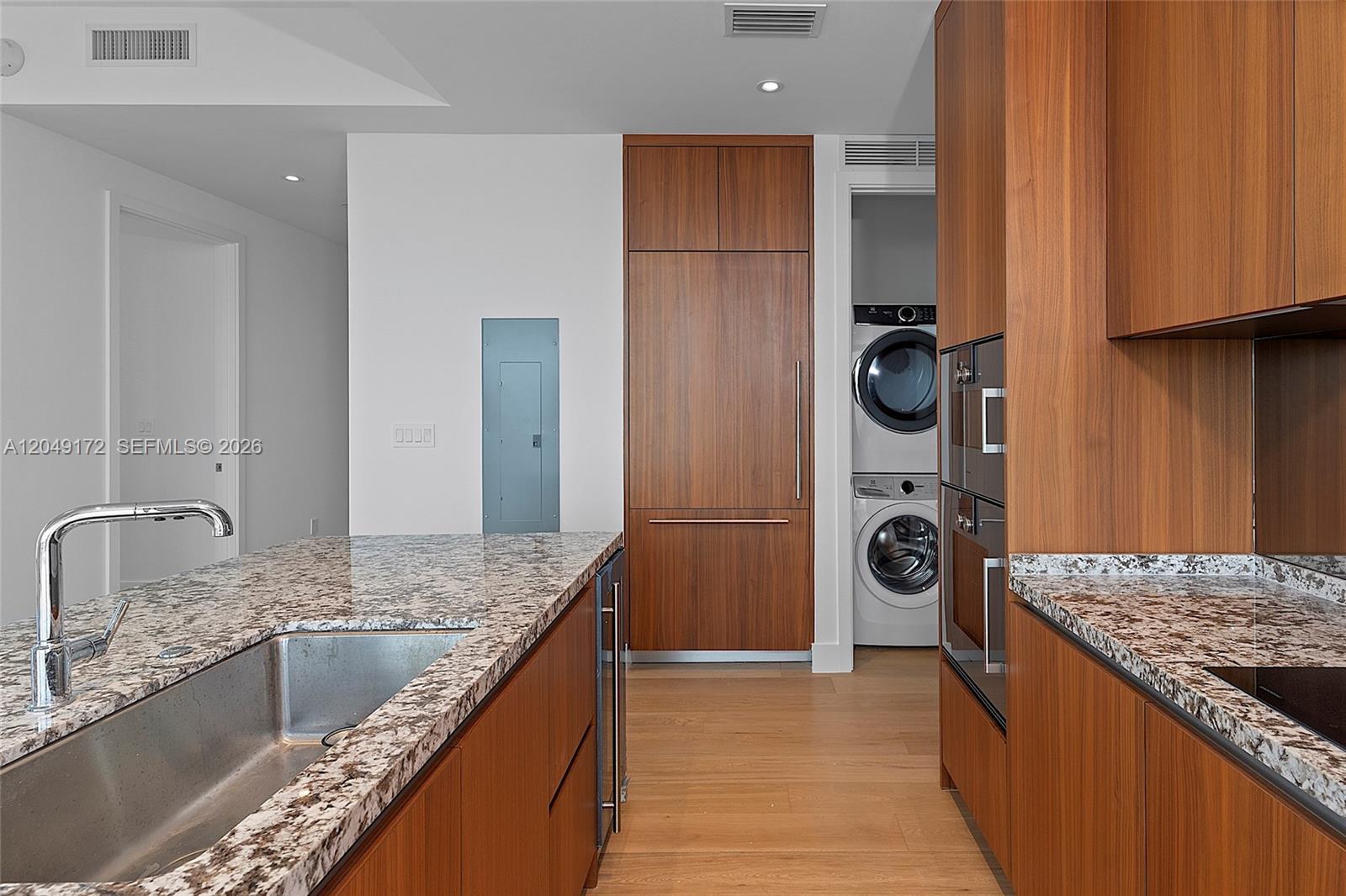 175 Southeast 25th Road, Unit 1003 Miami, FL 33129 - Photo 22 of 45