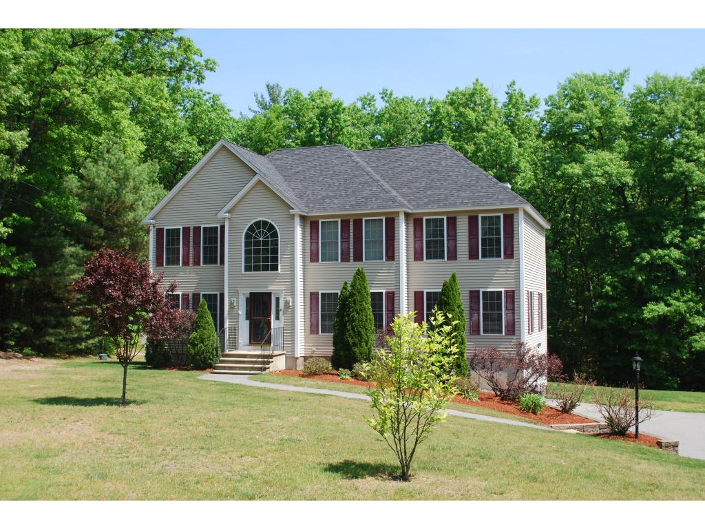 47 Ledge Road Pelham, NH 03076 - Photo 1 of 36