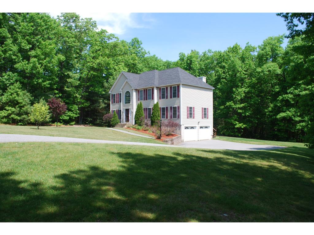 47 Ledge Road Pelham, NH 03076 - Photo 2 of 36