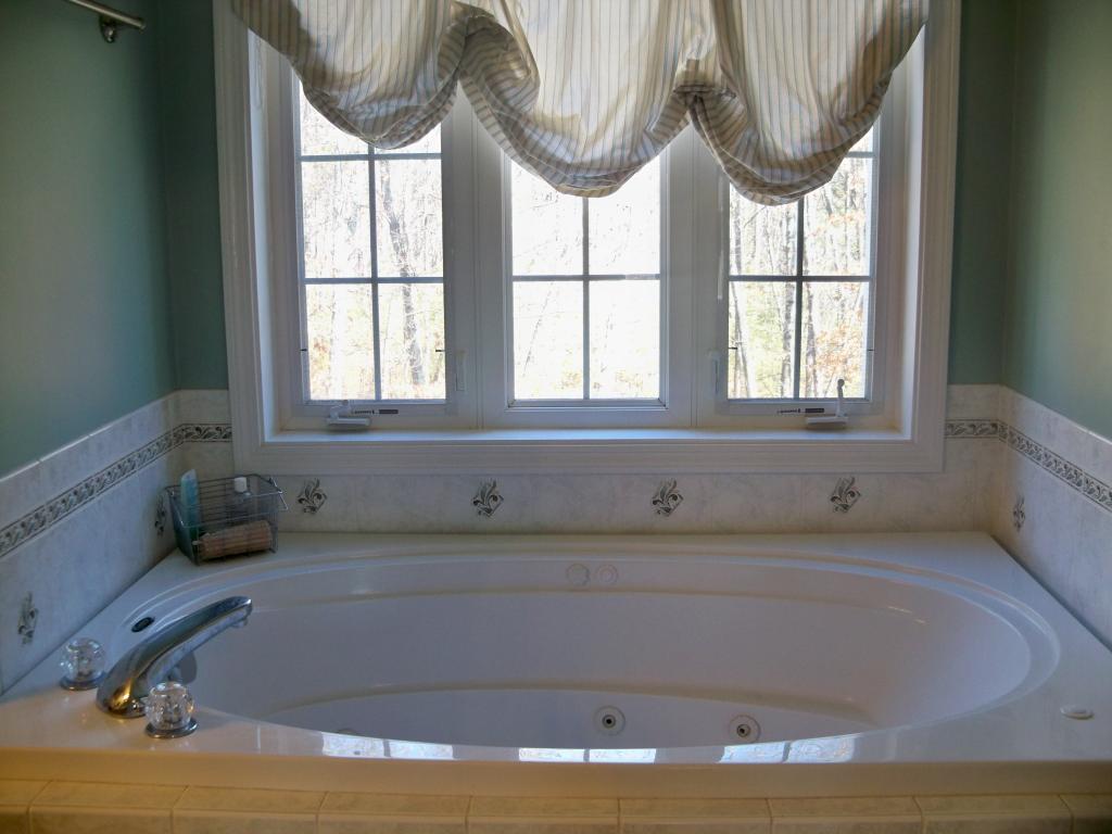 47 Ledge Road Pelham, NH 03076 - Photo 22 of 36