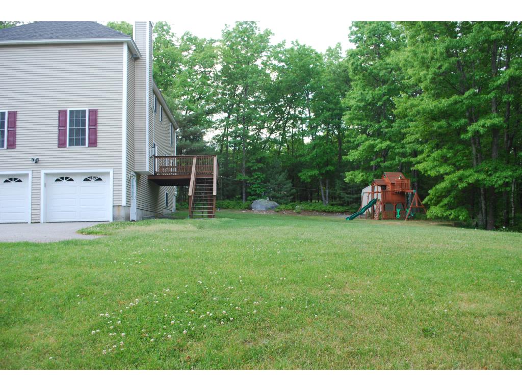 47 Ledge Road Pelham, NH 03076 - Photo 33 of 36