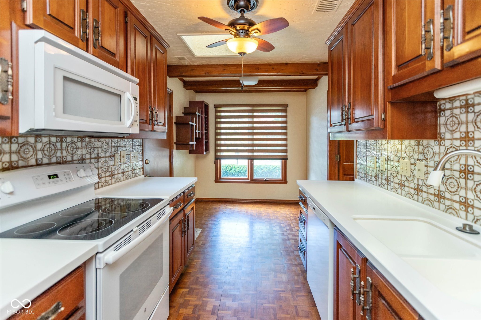 1017 Tuckahoe Road Indianapolis, IN 46260 - Photo 7 of 35 Gallery Image 7