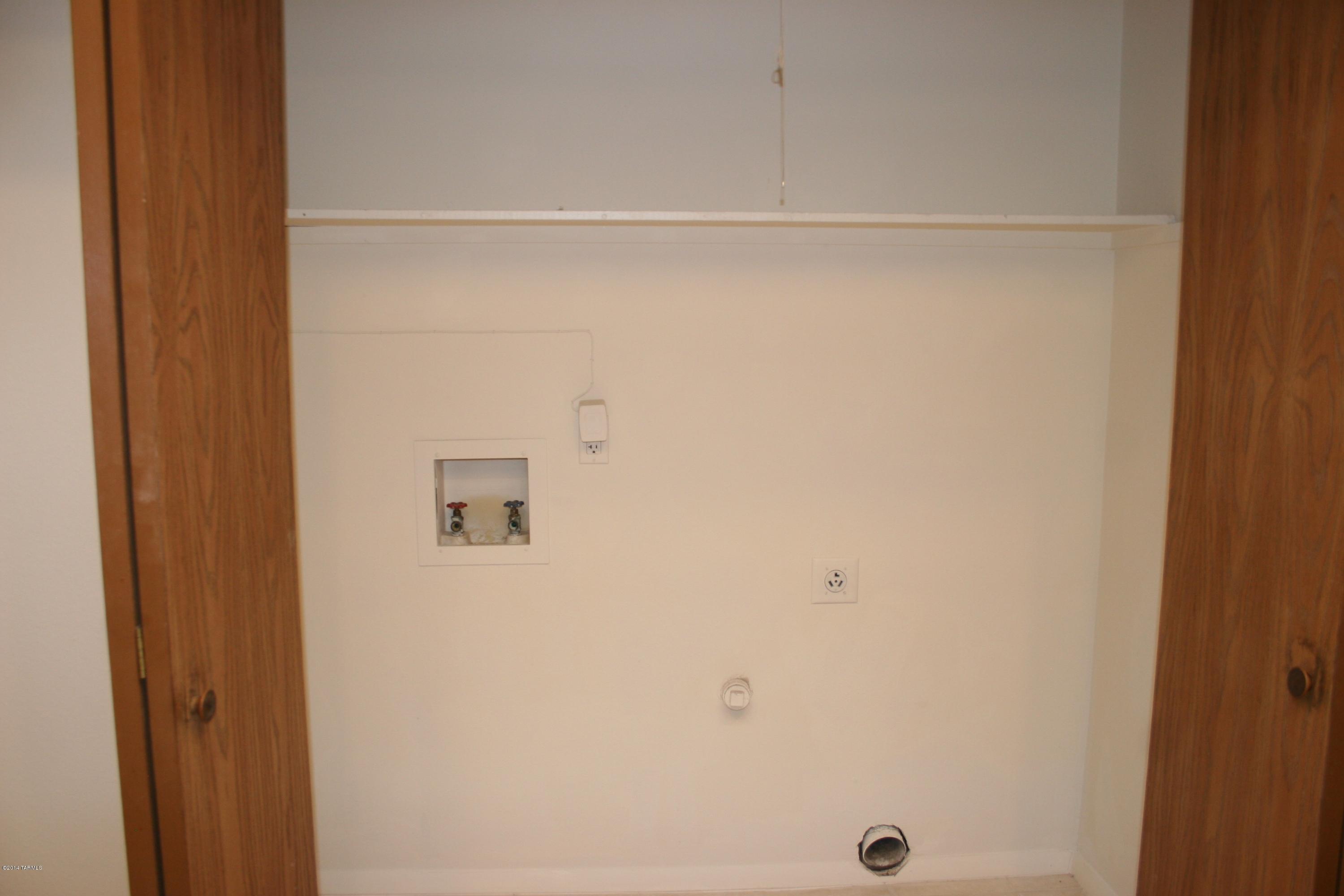 1949 North Swan Road, Unit 16 Tucson, AZ 85712 - Photo 11 of 22
