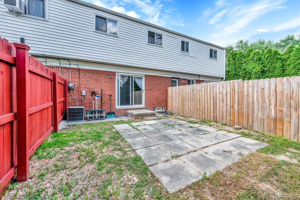 20283 15 Mile Road Clinton Township, MI 48035 - Photo 23 of 24 Gallery Image 23