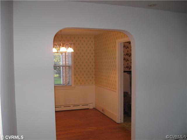 1951 Springdale Road Richmond, VA 23222 - Photo 6 of 12 Exterior Front - Viewing dining room from the livi