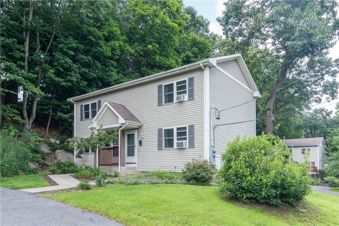 161 New River Road Lincoln, RI 02838 - Photo 1 of 30