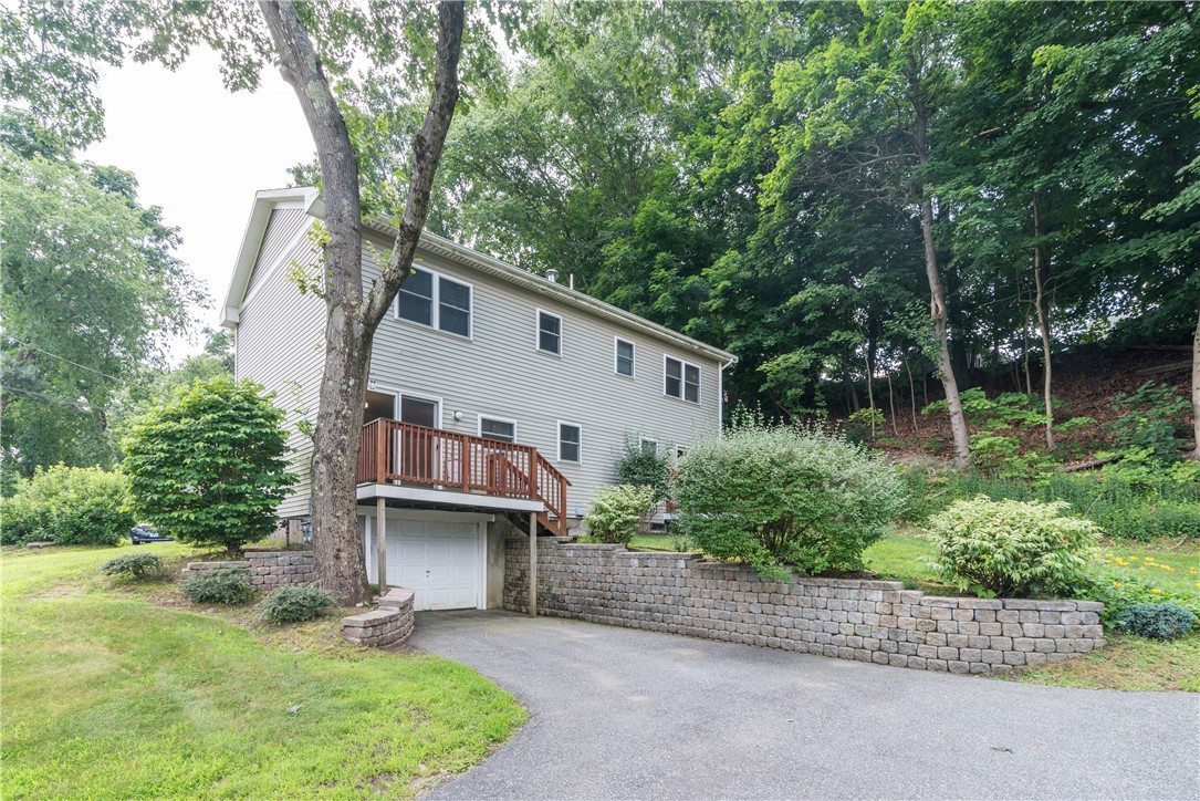161 New River Road Lincoln, RI 02838 - Photo 4 of 30