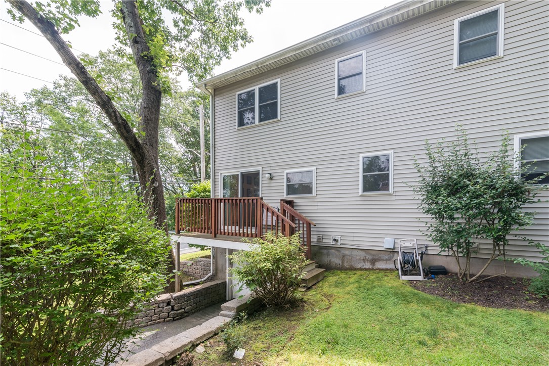 161 New River Road Lincoln, RI 02838 - Photo 6 of 30