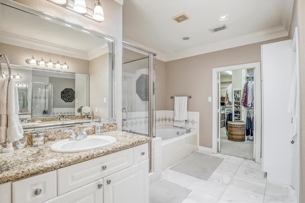 1735 Michigan Street Houston, TX 77006 - Photo 14 of 19