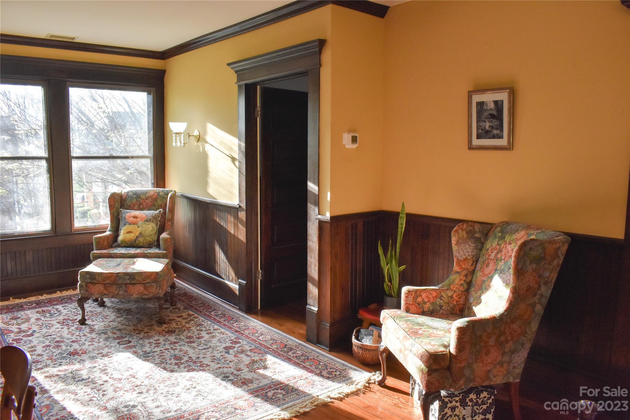 506 Main Street Southwest Lenoir, NC 28645 - Photo 26 of 29 a living room with furniture and a window