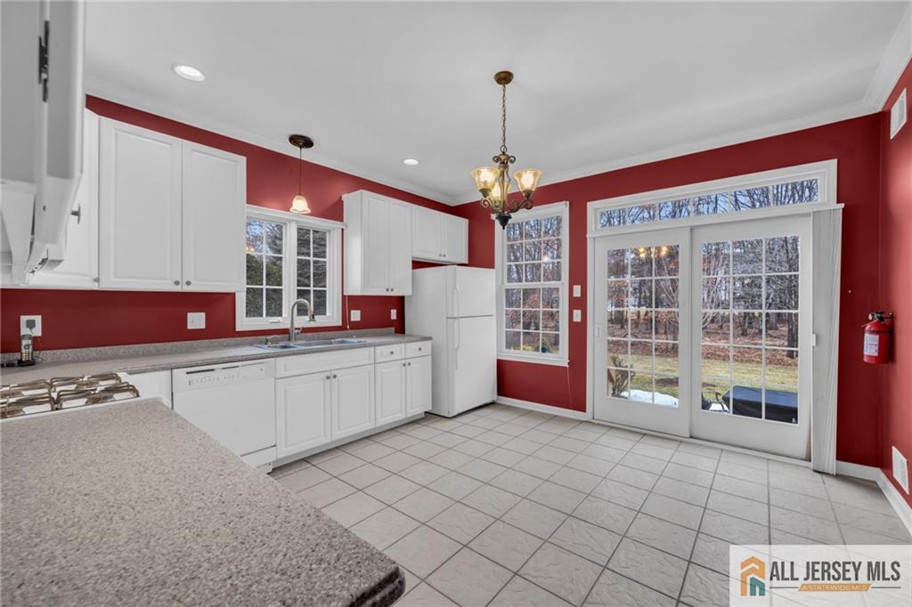 12 Yates Road Somerset, NJ 08873 - Photo 13 of 40