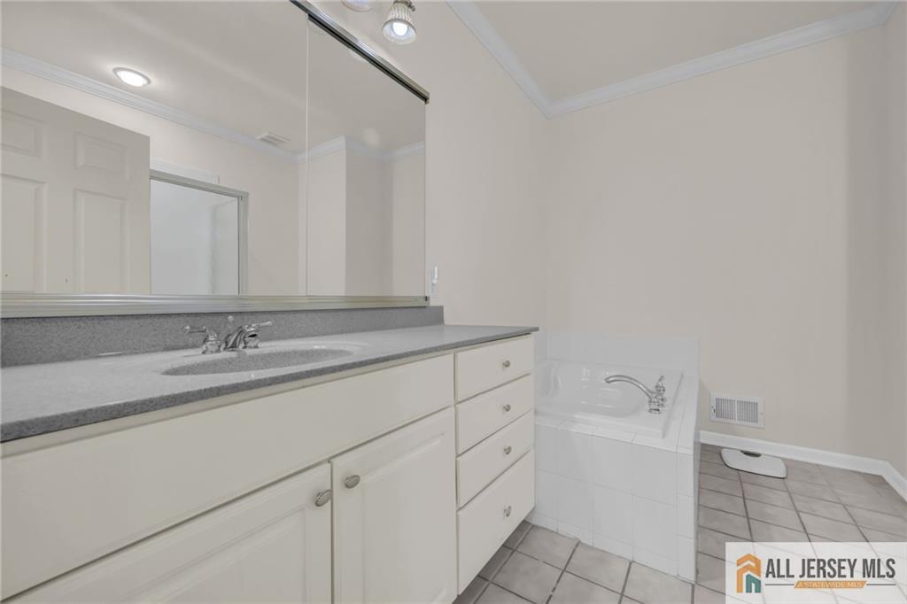 12 Yates Road Somerset, NJ 08873 - Photo 16 of 40