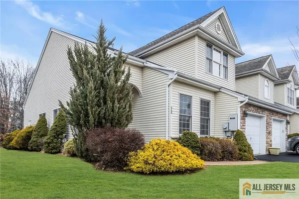 $624,900 | 12 Yates Road, Somerset, NJ 08873