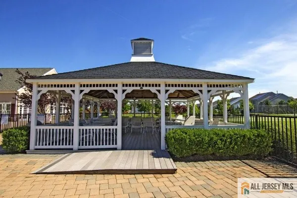 $624,900 | 12 Yates Road, Somerset, NJ 08873