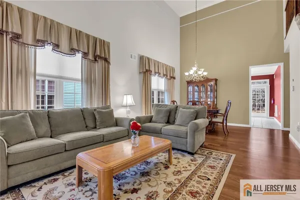 $624,900 | 12 Yates Road, Somerset, NJ 08873