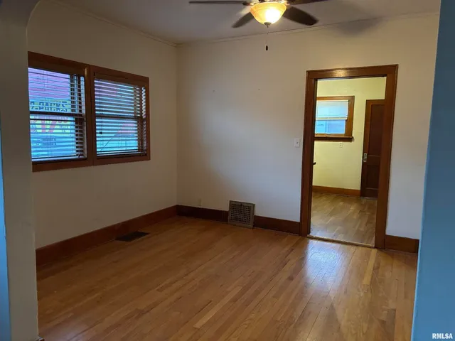 $129,900 | 3316 Avenue Of The Cities, Moline, IL 61265