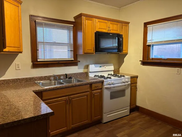 $129,900 | 3316 Avenue Of The Cities, Moline, IL 61265