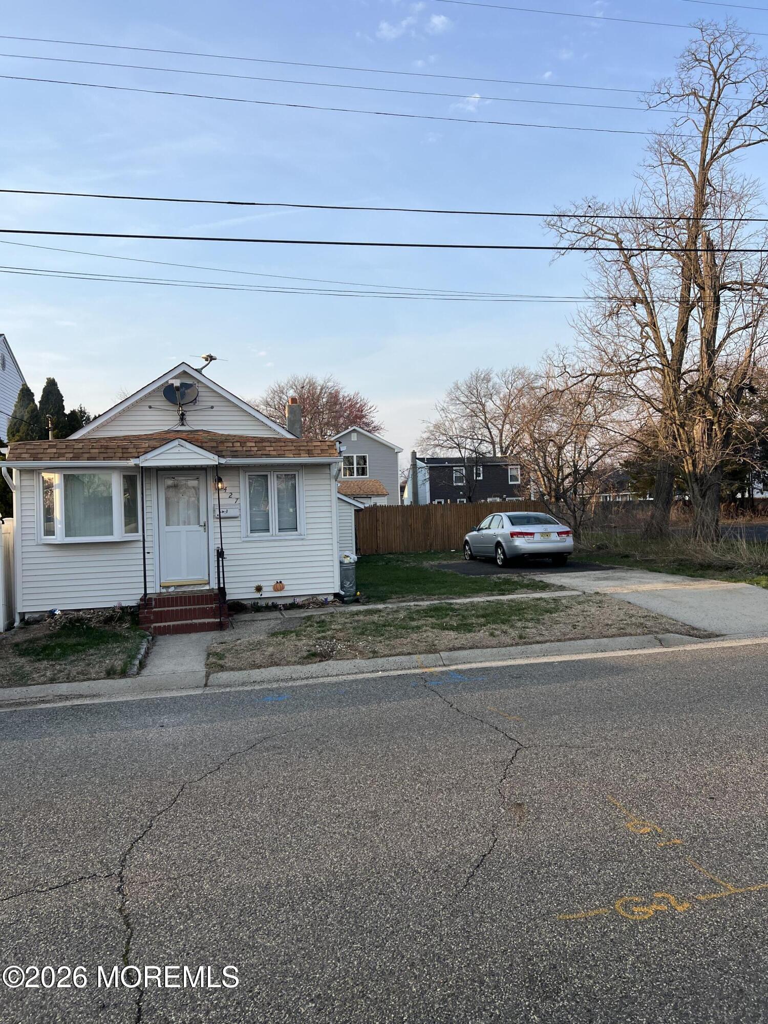 427 Sullivan Place Union Beach, NJ 07735 - Photo 16 of 17 IMG_4316