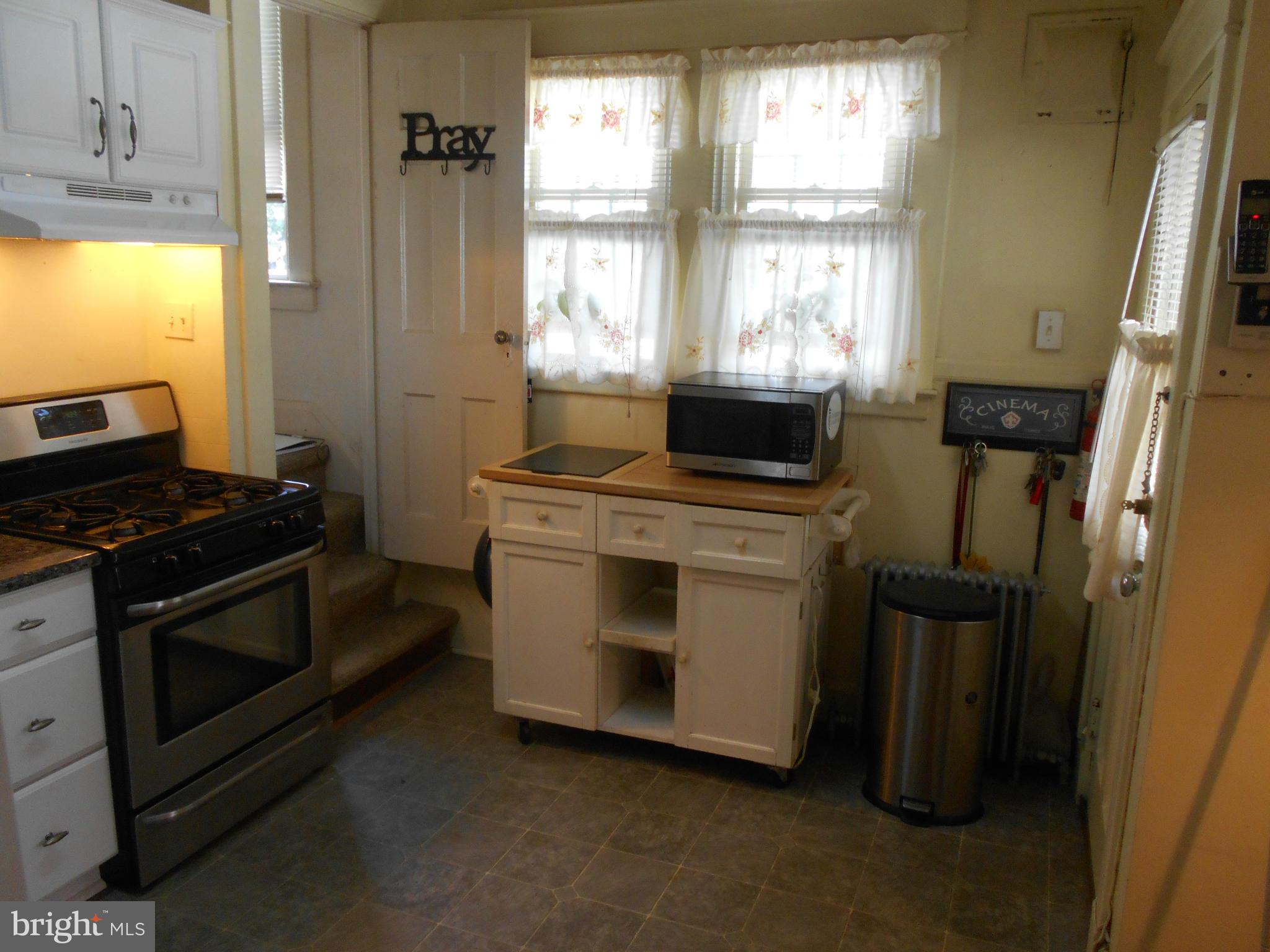 3511 Rosedale Road Baltimore, MD 21215 - Photo 19 of 29 Kitchen