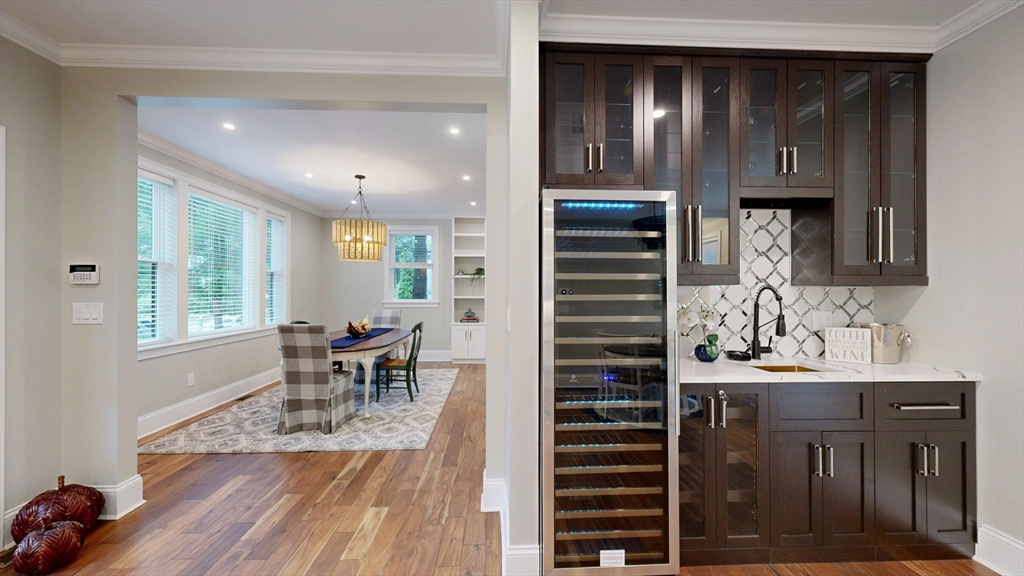 45 Clearwater Road Newton, MA 02462 - Photo 6 of 42 Gallery Image 6