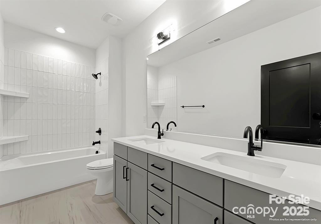 2074 Eaton Road Charlotte, NC 28205 - Photo 17 of 24 Gallery Image 17
