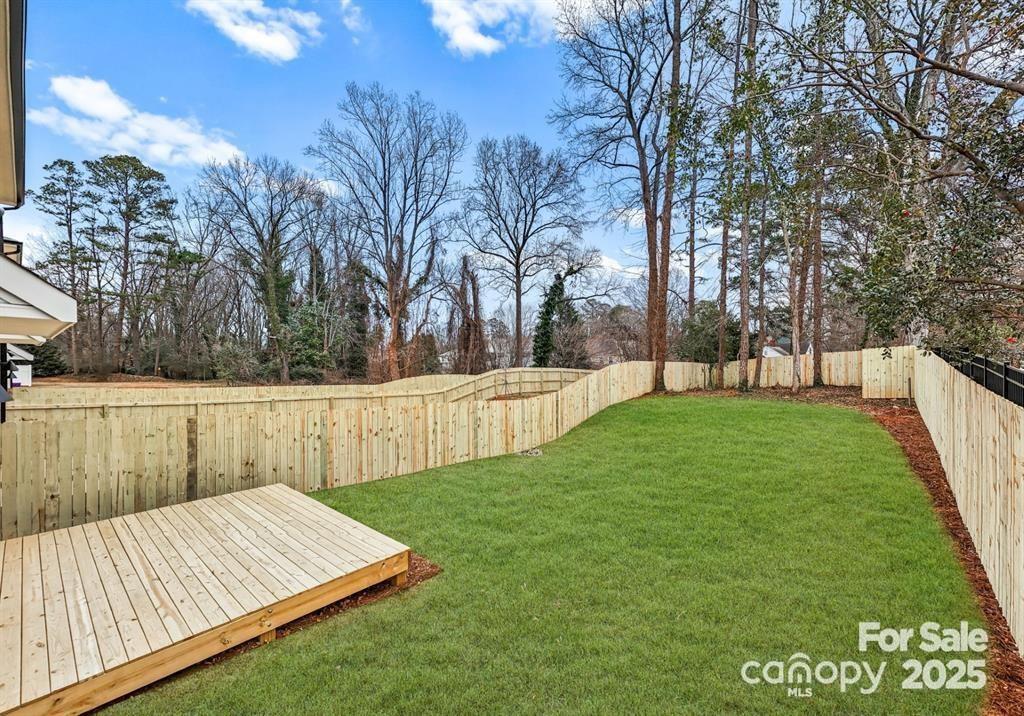 2074 Eaton Road Charlotte, NC 28205 - Photo 19 of 24 Gallery Image 19